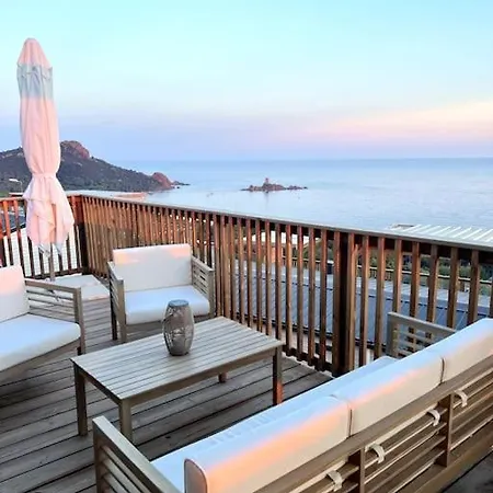 Κάμπινγκ Mobil Vue Exceptionnelle Et - Domaine De L'ile D'or